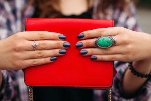 Read more about the article The Ultimate Guide to Press-On Nails: Elevate Your Style with Ailura